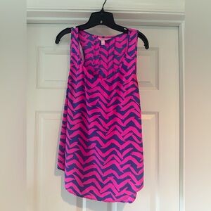 Women’s Lilly Pulitzer Silk Cosmos Tank; scoop neckline;